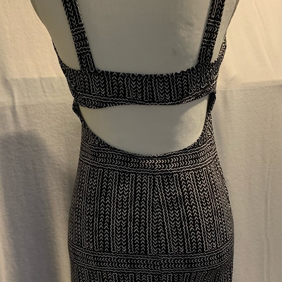 BCBC Generation black and white print maxi dress.   Size M - Picture 5 of 9